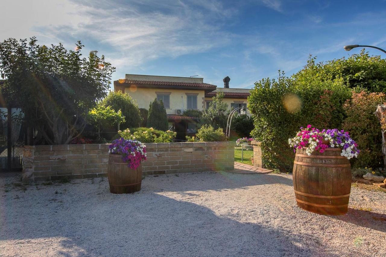 Agriturismo Torre Flavia Ladispoli Exterior foto